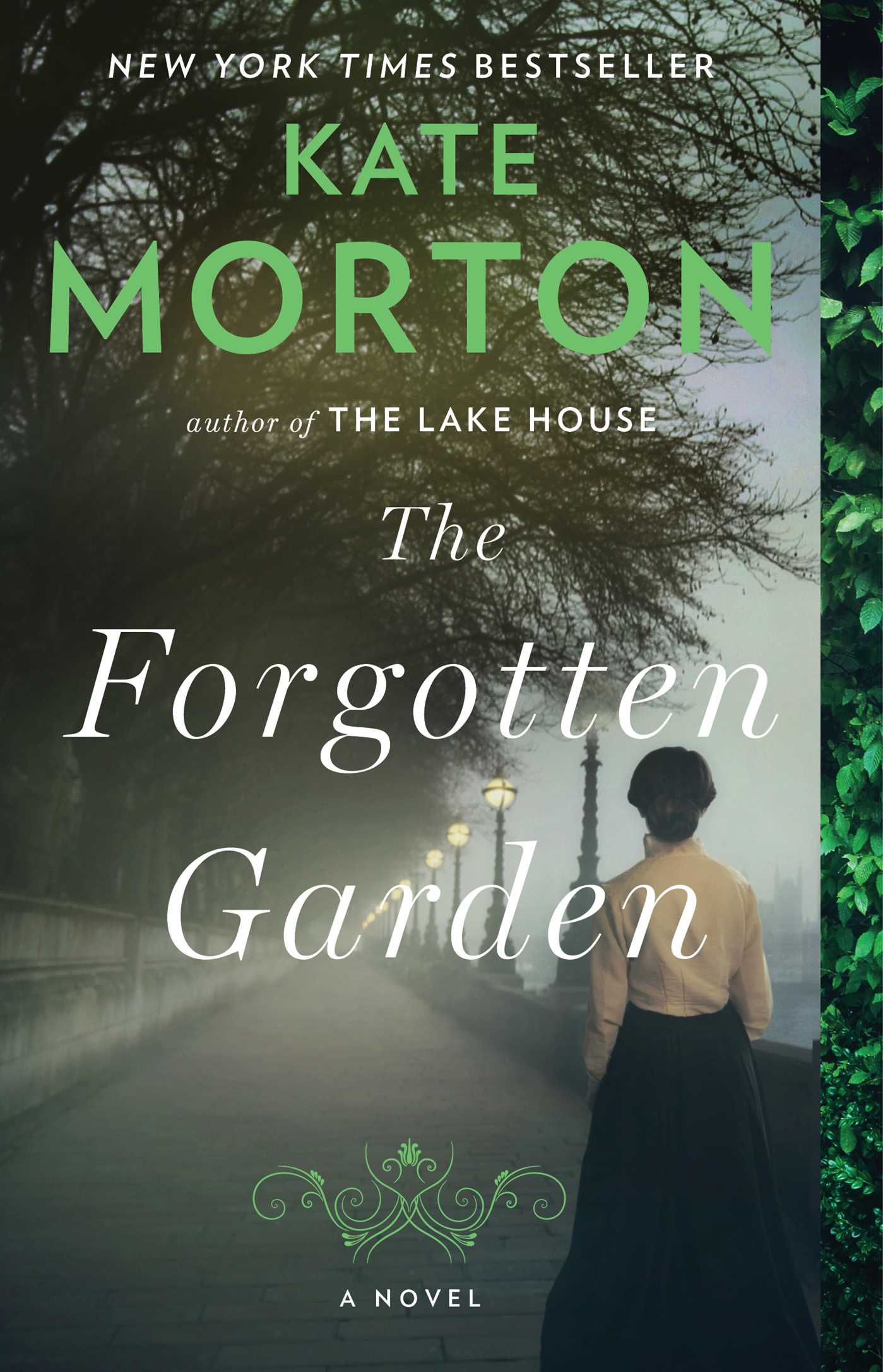 Forgotten Garden: A Novel